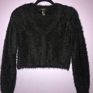 FOREVER 21 FUZZY CROPPED SWEATER